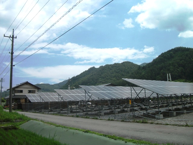 高山市久々野町太陽光発電所電気設備工事
